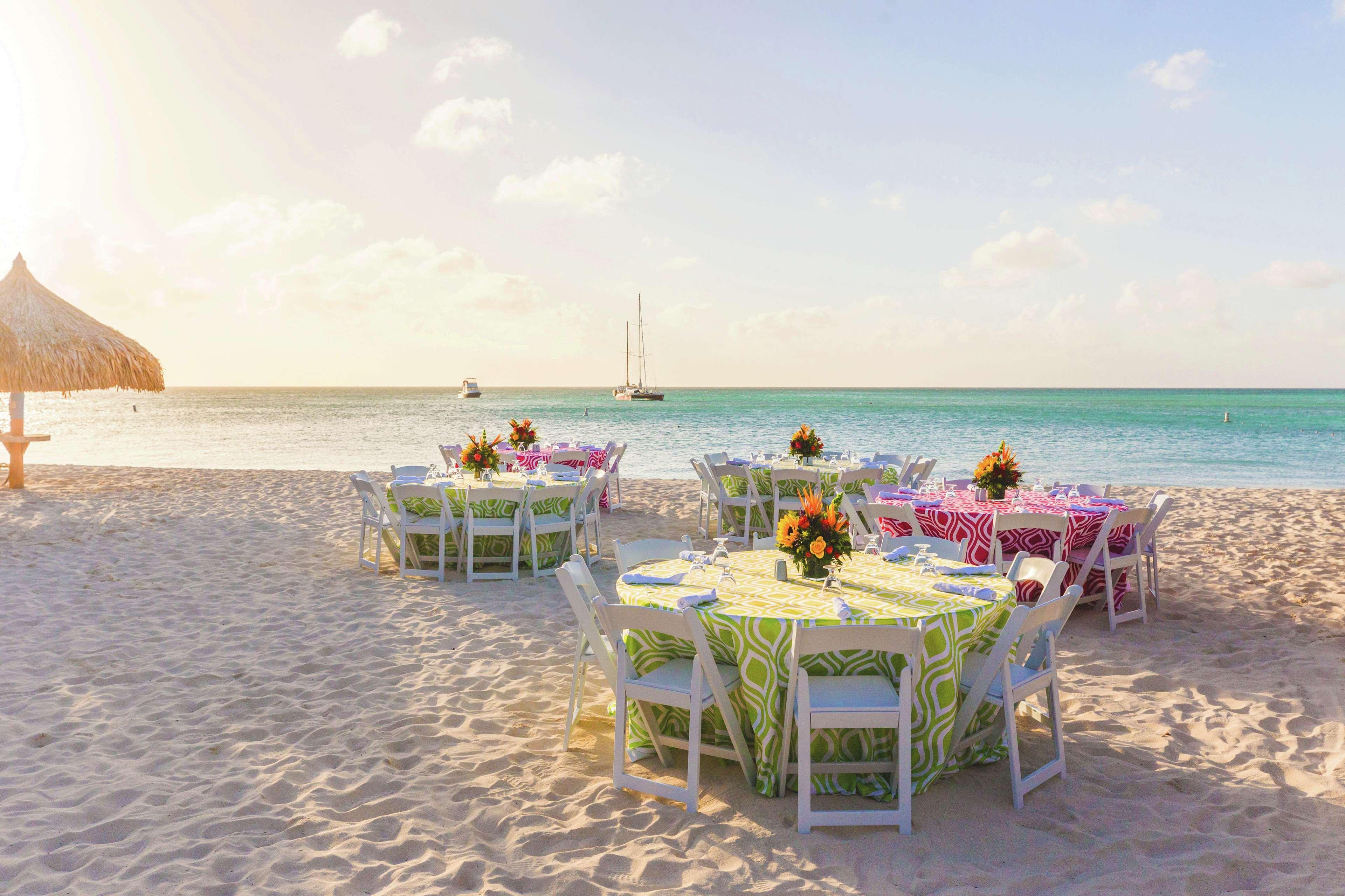 Hilton Aruba Caribbean Resort & Casino Palm Beach Esterno foto